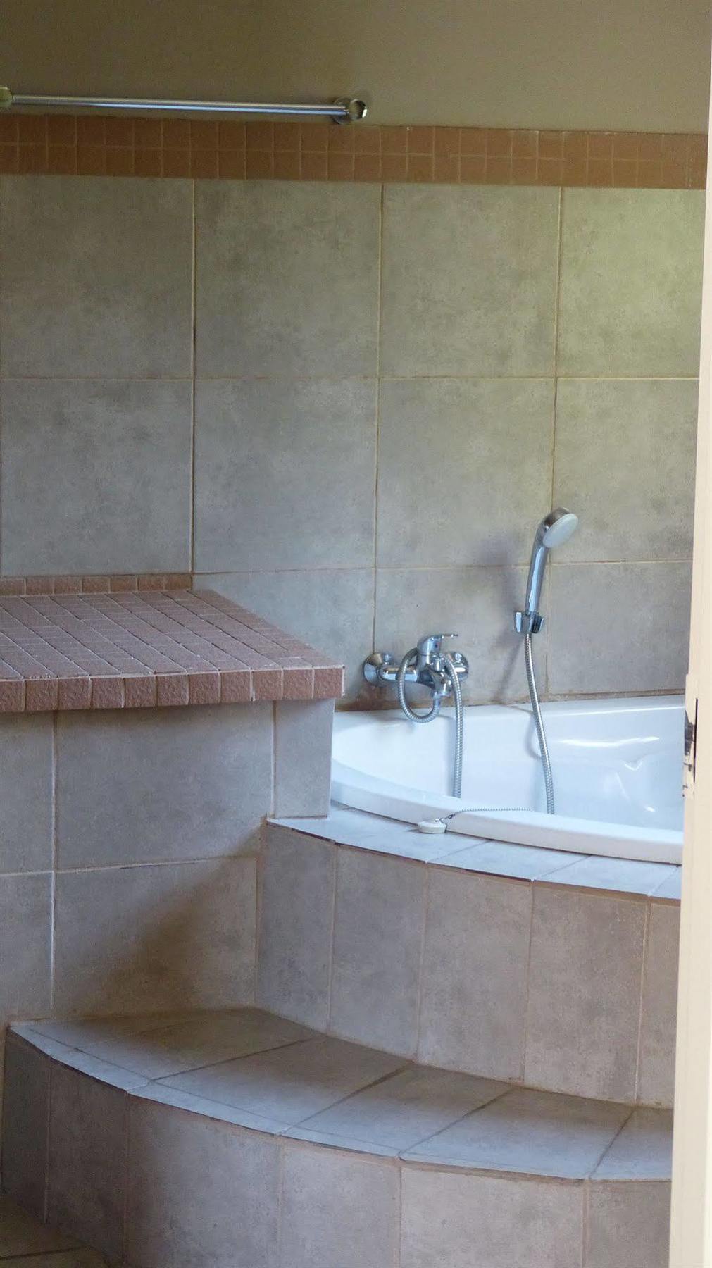 African Sands Guesthouse Load Shedding Free Bloemfontein Kültér fotó