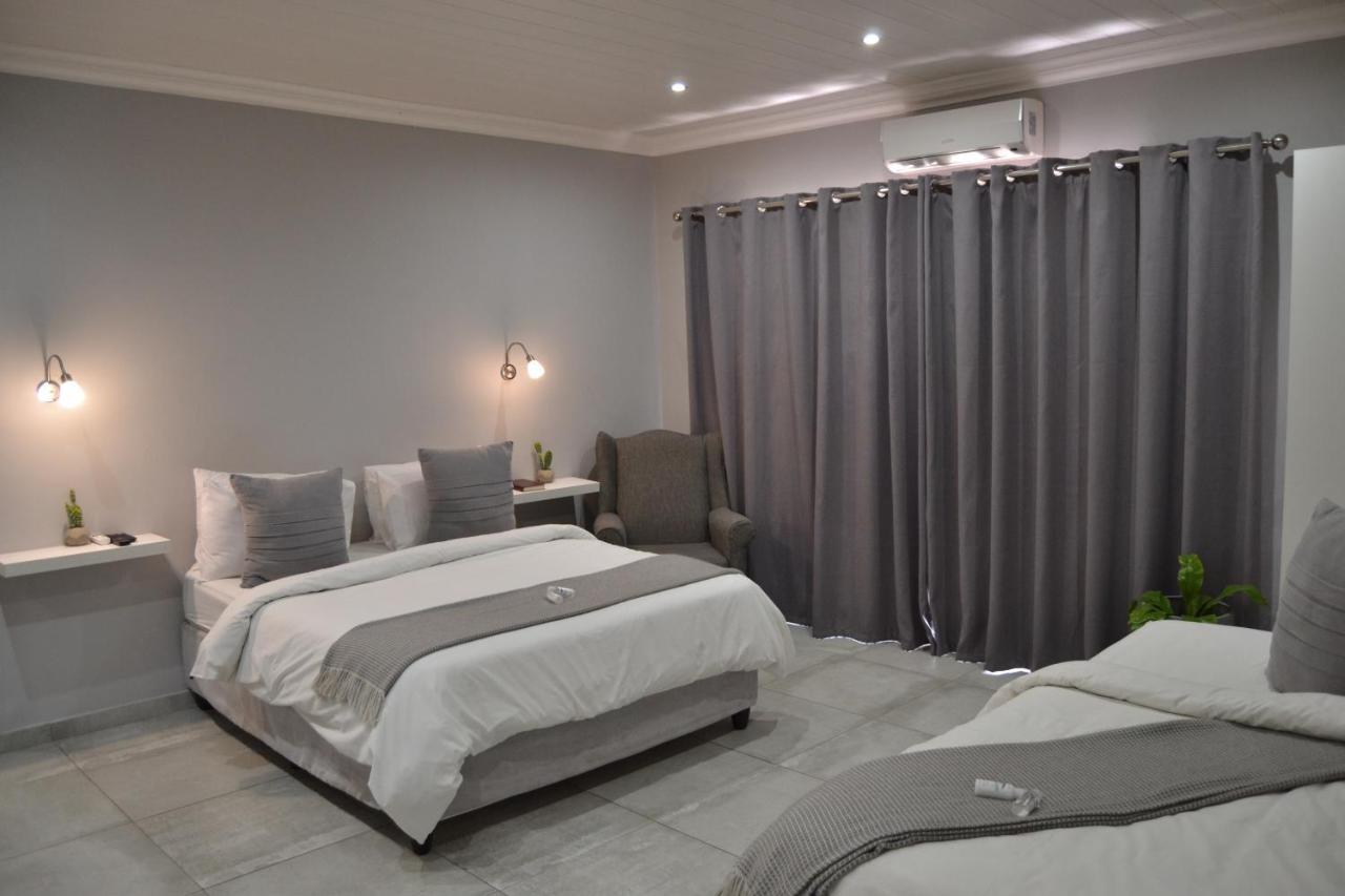 African Sands Guesthouse Load Shedding Free Bloemfontein Kültér fotó